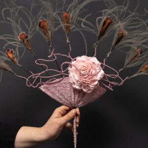 Ventaglio rosa stravagante